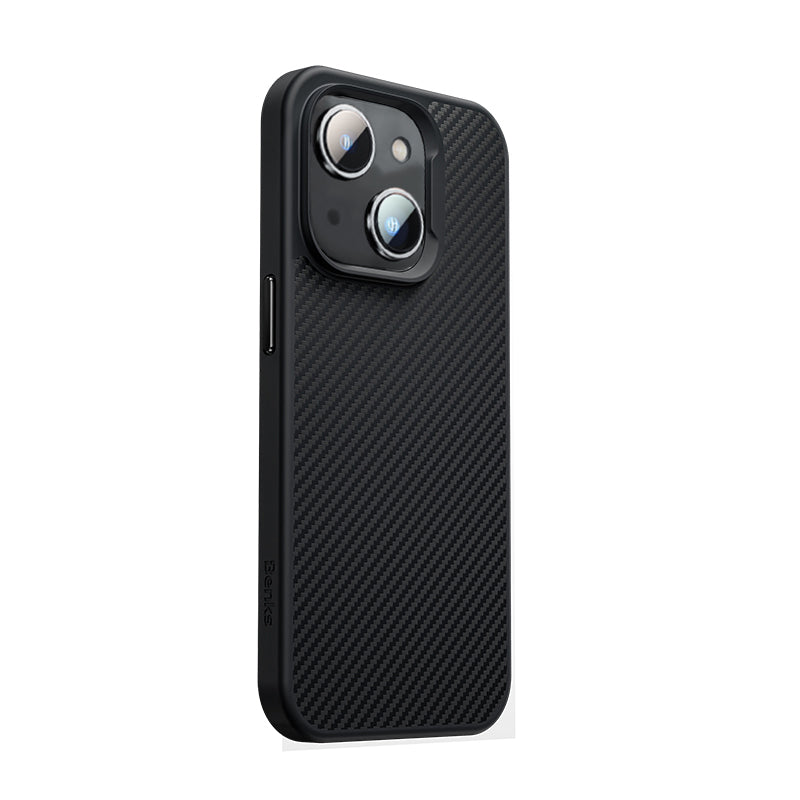 Apple iPhone 13 Kılıf Karbon Fiber M-safe Şarj Özellikli Benks 600D Hybrid Kevlar Kapak