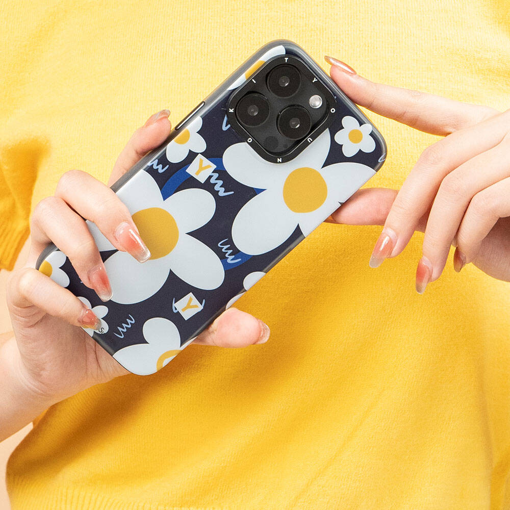 Apple iPhone 15 Pro Kılıf M-safe Şarj Özellikli Sunshine Tasarımlı Youngkit Spring Breeze Serisi Kapak Beyaz