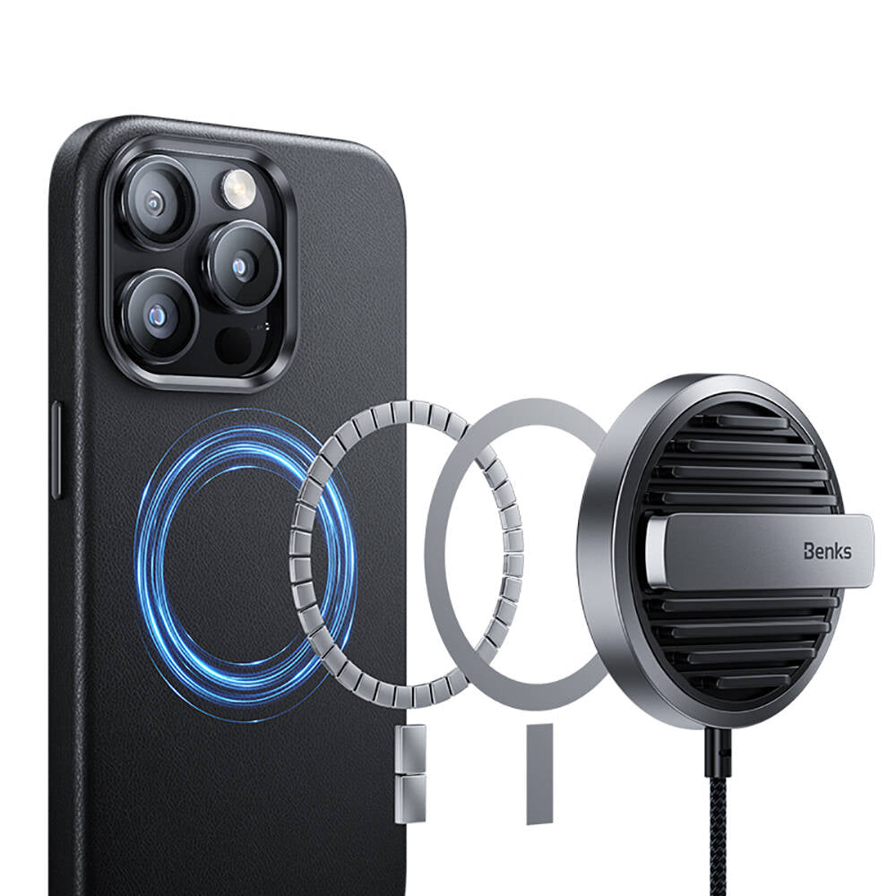 Apple iPhone 15 Pro Max Kılıf M-safe Şarj Özellikli Benks Vintage Leather Kapak Siyah