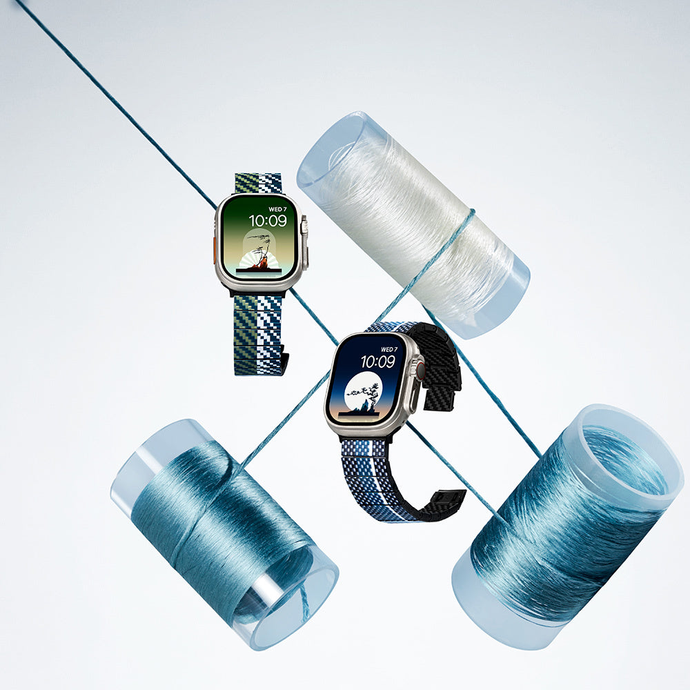 Apple Watch Serisi Uyumlu Aramid Fiber ve Karbon Fiber Pitaka Poetry of Things ChromaCarbon Serisi Moon Universal Kordon Siyah
