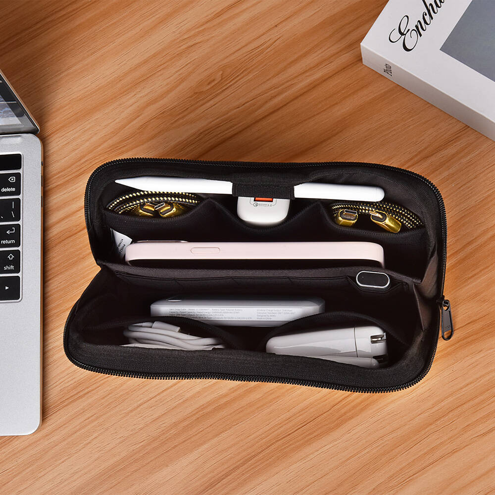 Wiwu Alpha Tech Pouch Çok Fonksiyonlu Taşınabilir Mobil Aksesuar Çantası Siyah