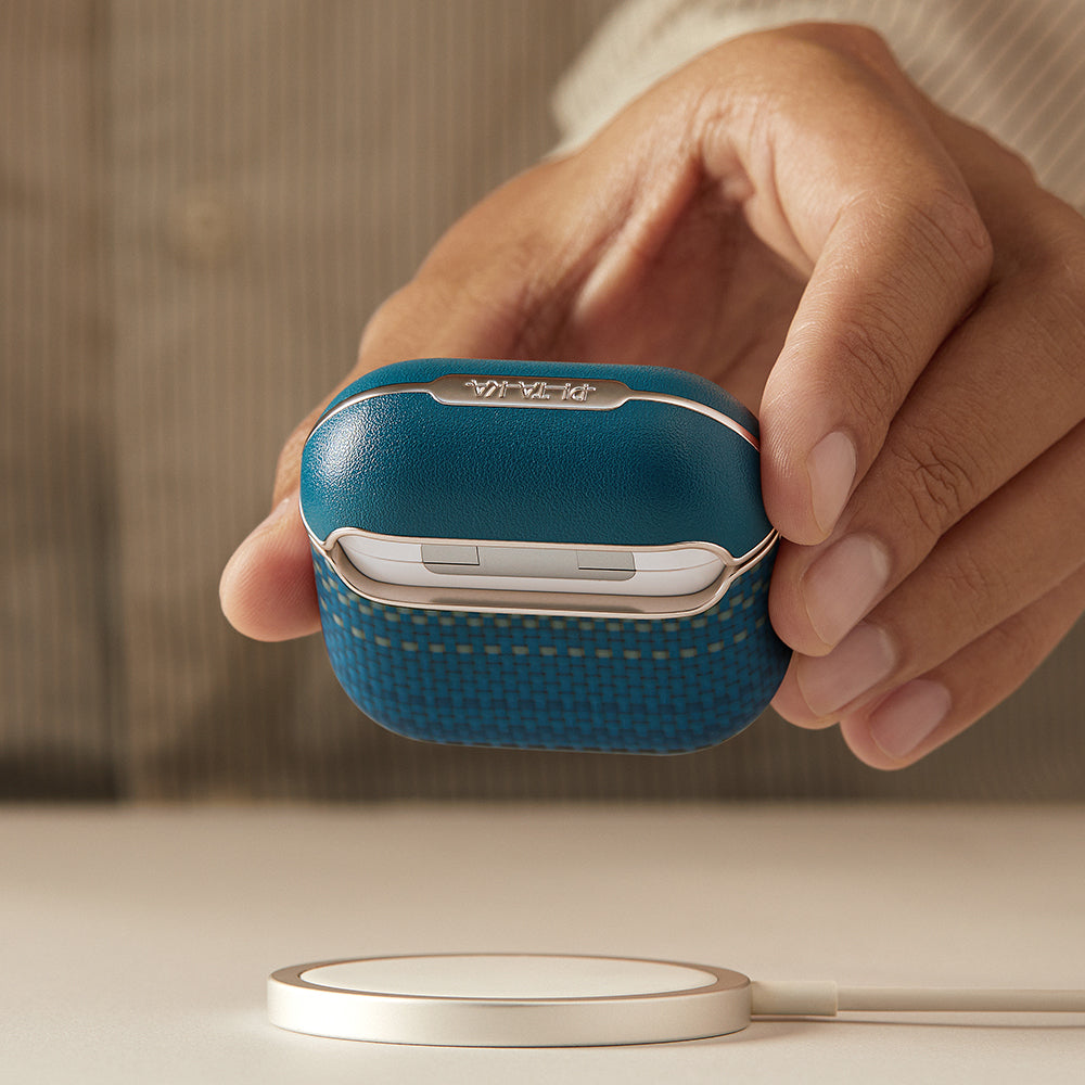 Apple Airpods 4 Kılıf Aramid Fiber Pitaka Tactile Woven Sunset-Moonrise Serisi Kapak Kahverengi