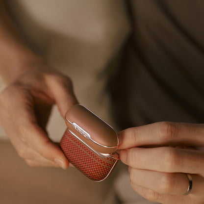 Apple Airpods 4 Kılıf Aramid Fiber Pitaka Tactile Woven Sunset-Moonrise Serisi Kapak Kahverengi