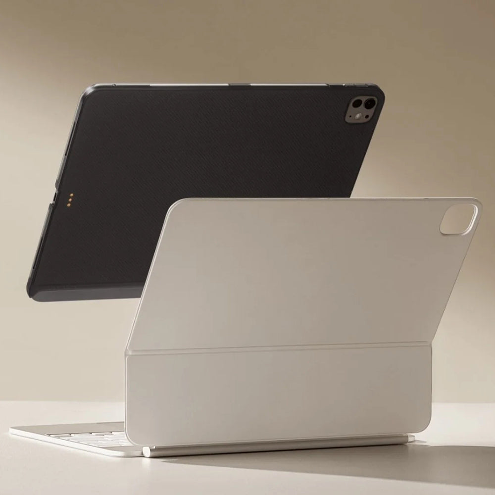 Apple iPad Pro 13 2024 Kılıf Aramid Fiber Pitaka Ultra-Slim Classic Serisi Tablet Kapak Siyah