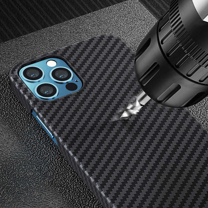 Apple iPhone 12 Pro Kılıf Benks MFİ M-safe Magnetic Aramid Kapak Siyah