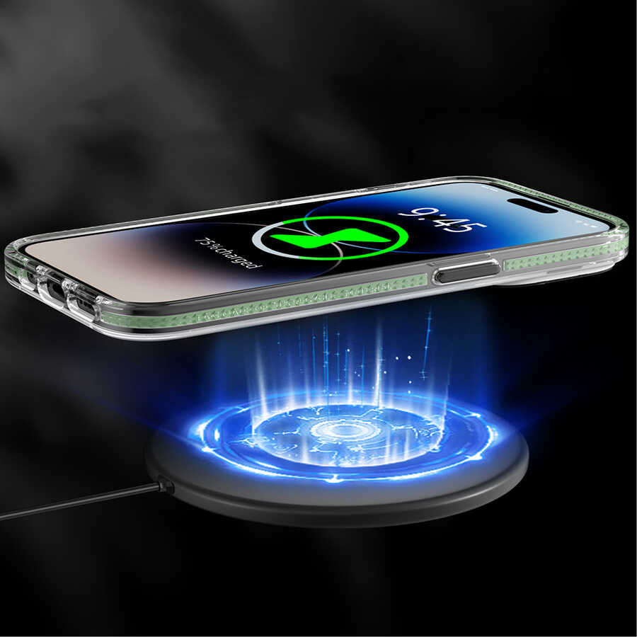 Apple iPhone 13 Kılıf M-safe Şarj Özellikli YoungKit Kamuflaj Serisi Kapak Beyaz