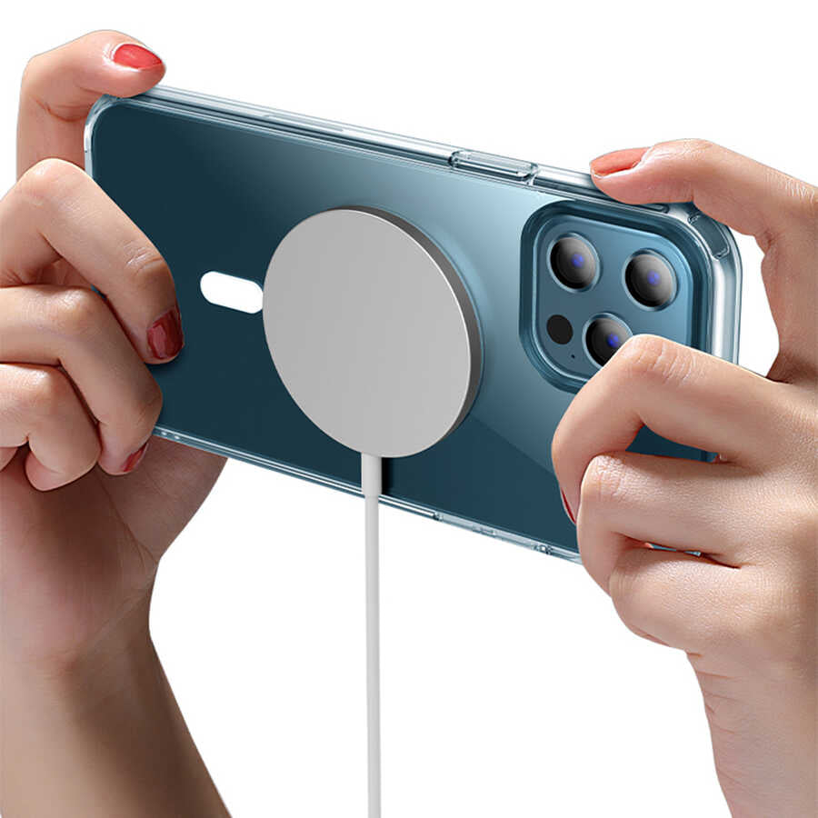 Apple iPhone 13 Pro Kılıf Wiwu Magnetic Crystal Kapak Renksiz