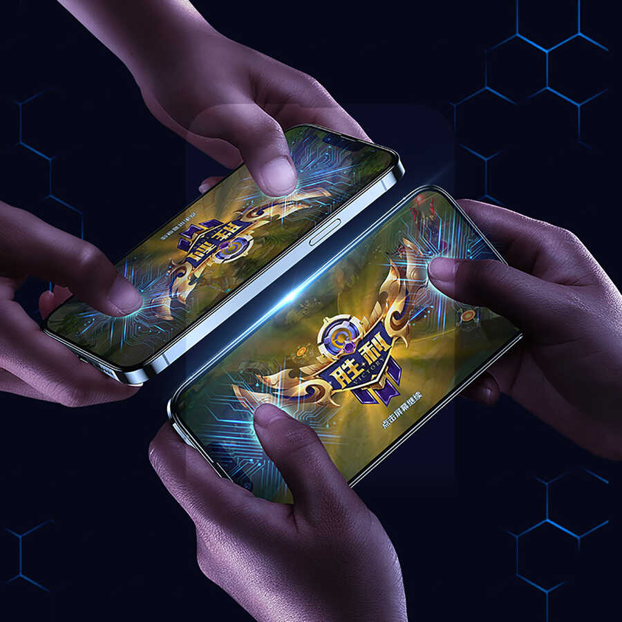 Apple iPhone 13 Pro Max Benks Mat Ekran Koruyucu Parmak İzi Bırakmayan Oyunculara Özel Ekran Filmi Siyah