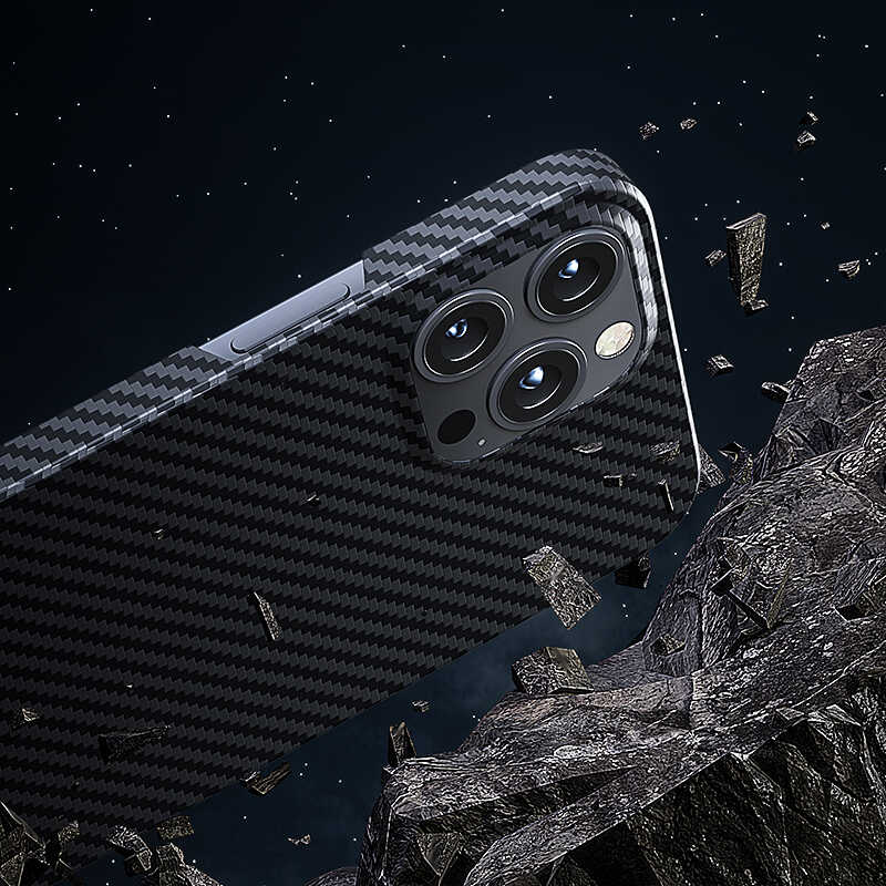 Apple iPhone 13 Pro Max Kılıf Benks Aramid Fiber Kapak Siyah