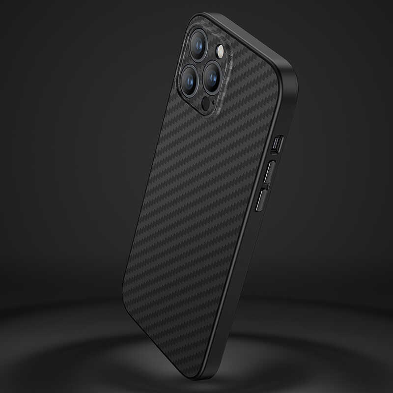 Apple iPhone 13 Pro Max Kılıf Karbon Fiber Benks Hybrid Kevlar Kapak Siyah
