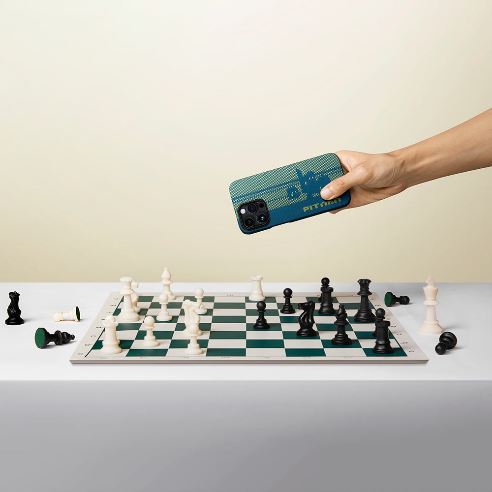 Apple iPhone 14 Pro Kılıf M-safe Şarj Özellikli Aramid Fiber Pitaka Tactile Woven Pixel Game Kapak Yeşil-Mavi