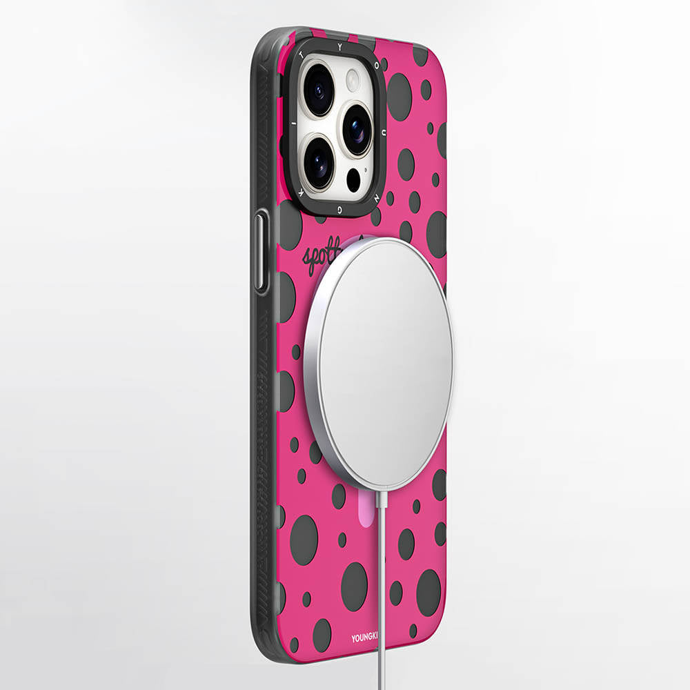 Apple iPhone 14 Pro Kılıf M-safe Şarj Özellikli Polka Dot Desenli Youngkit Spots Serisi Kapak Beyaz