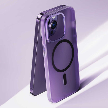 Apple iPhone 14 Pro Kılıf Wireless Şarj Destekli Benks Yeni Seri Magnetik Haze Kapak Derin Mor