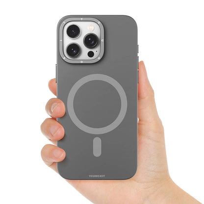 Apple iPhone 14 Pro Max Kılıf M-safe Şarj Özellikli Çizilmeye ve Aşınmaya Dayanıklı Youngkit Velvet Serisi Kapak Gri