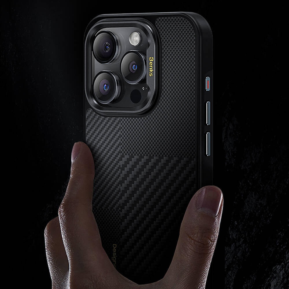 Apple iPhone 14 Pro Max Kılıf M-safe Şarj Özellikli Karbon Fiber Benks Montage Hybrid ArmorPro Kevlar Kapak Siyah