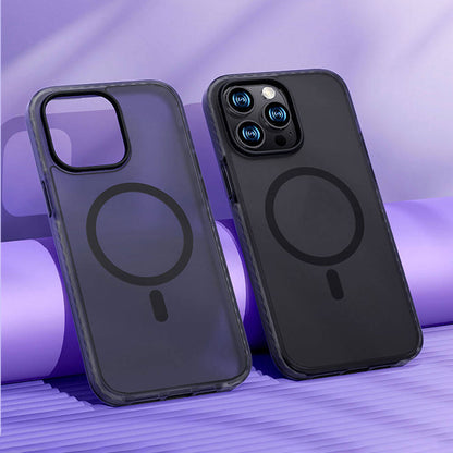 Apple iPhone 14 Pro Max Kılıf M-safe Şarj Özellikli Mat Arka Yüzey Benks Drop Resistance Kapak Beyaz