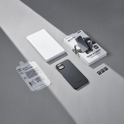 Apple iPhone 15 Plus Kılıf M-safe Şarj Özellikli 1500D Aramid Fiber Pitaka Ultra-Slim Classic Serisi Black-Grey Twill Kapak Siyah-Gri