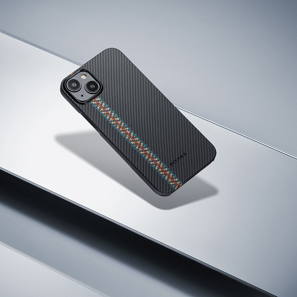 Apple iPhone 15 Plus Kılıf M-safe Şarj Özellikli 600D Aramid Fiber Pitaka Tactile Woven Orchestra Serisi Rhapsody Kapak Siyah