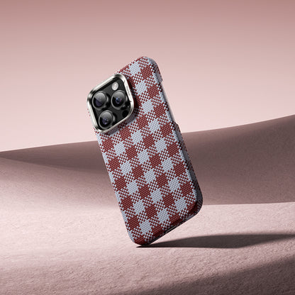 Apple iPhone 15 Pro Kılıf M-safe Şarj Özellikli Ekose Tasarımlı Benks ArmorVichy Kevlar Kapak Siyah