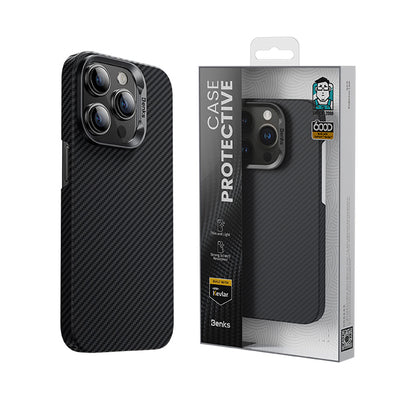 Apple iPhone 15 Pro Kılıf M-safe Özellikli Karbon Fiber Benks Essential ArmorAir 600D Kevlar Kapak Siyah