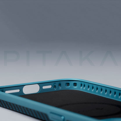 Apple iPhone 15 Pro Kılıf M-safe Şarj Özellikli 1500D Aramid Fiber Pitaka Military-Grade Classic Serisi Black-Grey Twill Kapak Siyah-Gri