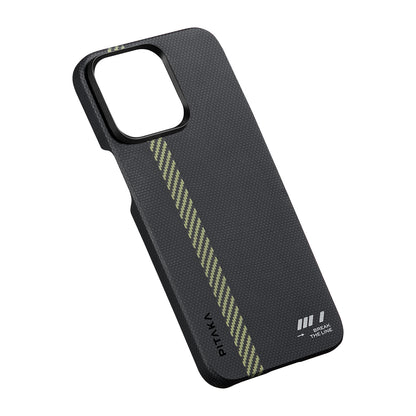 Apple iPhone 15 Pro Kılıf M-safe Şarj Özellikli Aramid Fiber Pitaka Tactile Woven Break The Line Kapak Siyah