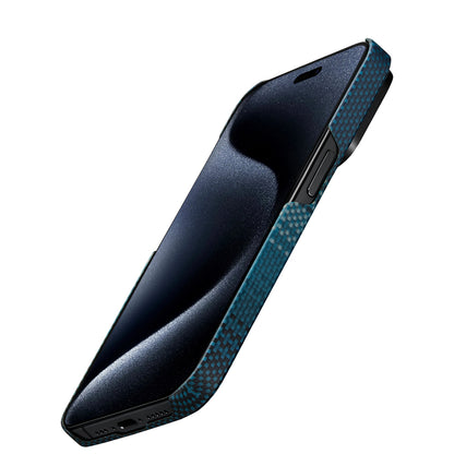 Apple iPhone 15 Pro Kılıf M-safe Şarj Özellikli Aramid Fiber Pitaka Tactile Woven Sunset-Moonrise Serisi Moonrise Kapak Mavi