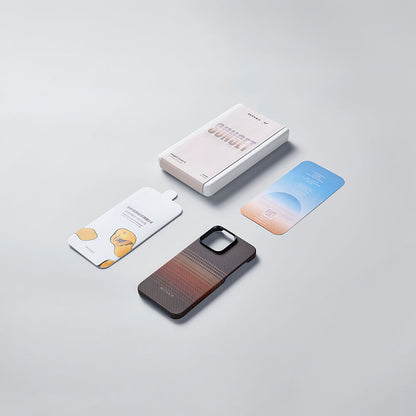 Apple iPhone 15 Pro Kılıf M-safe Şarj Özellikli Aramid Fiber Pitaka Tactile Woven Sunset-Moonrise Serisi Sunset Kapak Kahverengi