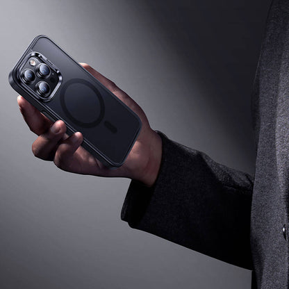 Apple iPhone 15 Pro Kılıf M-safe Şarj Özellikli Benks Mist Protective Kapak Gri