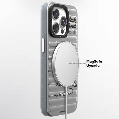 Apple iPhone 15 Pro Kılıf M-safe Şarj Özellikli Youngkit Fishing Serisi Kapak Gri