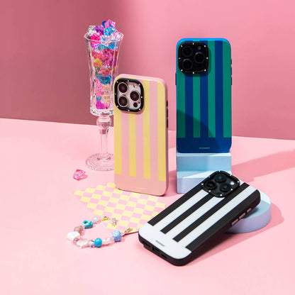 Apple iPhone 15 Pro Kılıf M-safe Şarj Özellikli Youngkit Striped Piano Keys Serisi Kapak Siyah