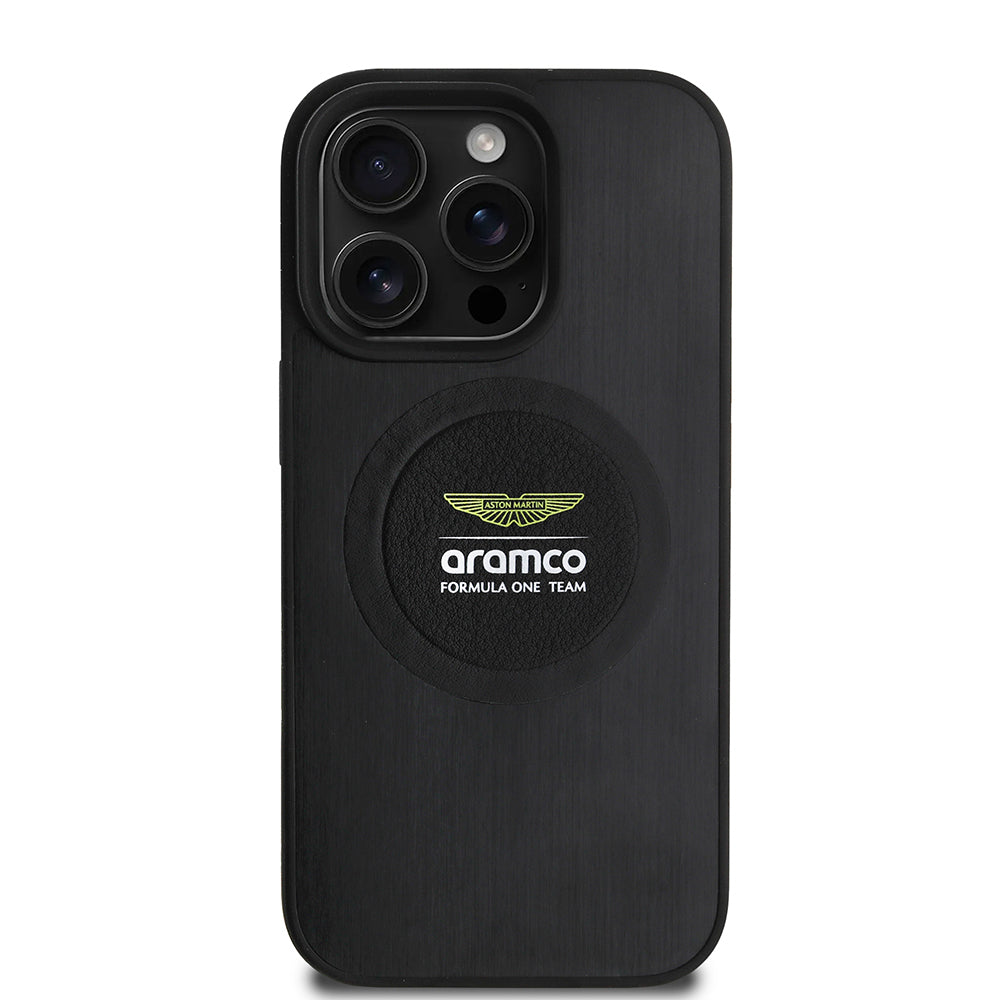 Apple iPhone 15 Pro Max Kılıf Aston Martin Orjinal Lisanslı M-safe Şarj Özellikli Aluminyum Arka Yüzeyli Formula One Team Baskılı Kapak Siyah