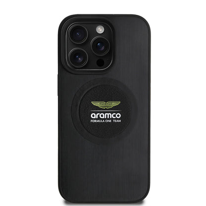Apple iPhone 15 Pro Max Kılıf Aston Martin Orjinal Lisanslı M-safe Şarj Özellikli Aluminyum Arka Yüzeyli Formula One Team Baskılı Kapak Siyah