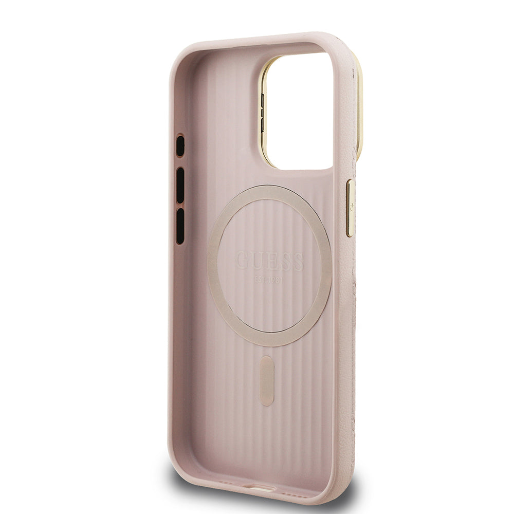 Apple iPhone 15 Pro Max Kılıf Guess Orjinal Lisanslı M-safe Şarj Özellikli Sıcak Baskılı Yazı Logolu Kamera Standlı PU Deri Peony Kapak Pembe