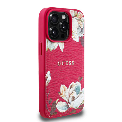 Apple iPhone 15 Pro Max Kılıf Guess Orjinal Lisanslı M-safe Şarj Özellikli Taneli Çiçek Tasarımlı Metal Yazı Logolu Kapak Pembe