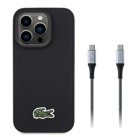Apple iPhone 15 Pro Max Kılıf Lacoste Orjinal Lisanslı PU Pike Desenli Arka Yüzey İkonik Timsah Dokuma Logolu Kapak + Type-C Kablo 1.5m