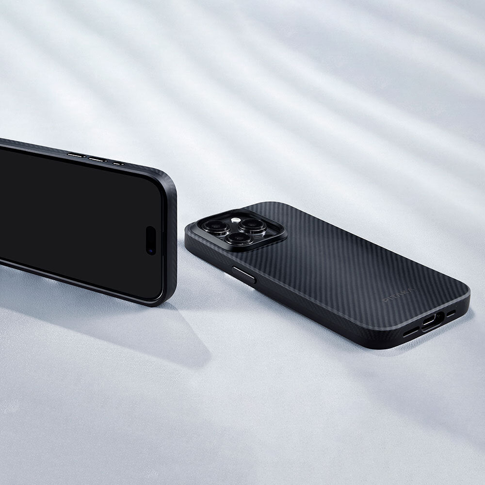 Apple iPhone 15 Pro Max Kılıf M-safe Şarj Özellikli 600D Aramid Fiber Pitaka Military-Grade Classic Serisi Black-Grey Twill Kapak Siyah-Gri