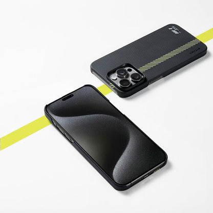 Apple iPhone 15 Pro Max Kılıf M-safe Şarj Özellikli Aramid Fiber Pitaka Tactile Woven Break The Line Kapak Siyah