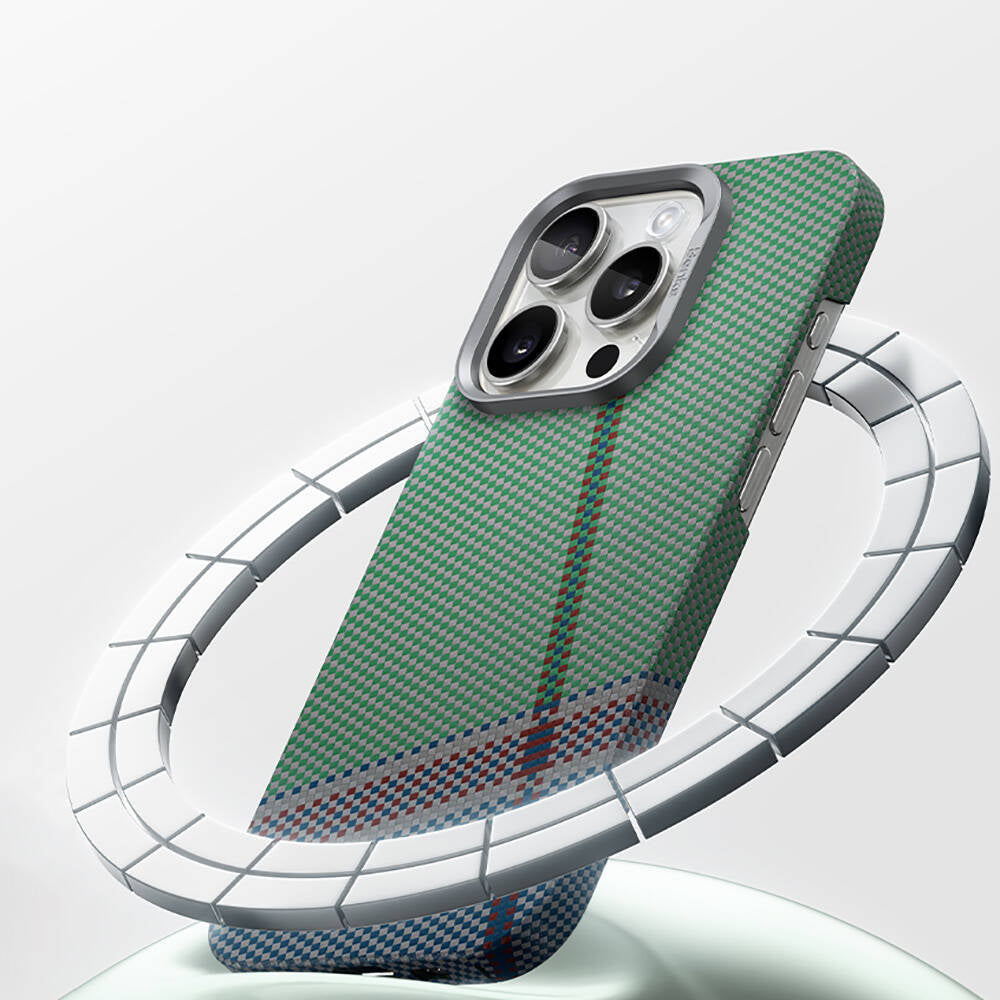 Apple iPhone 15 Pro Max Kılıf M-safe Şarj Özellikli Karbon Fiber Tasarımlı Benks Passion Green ArmorAir Kevlar Kapak Yeşil