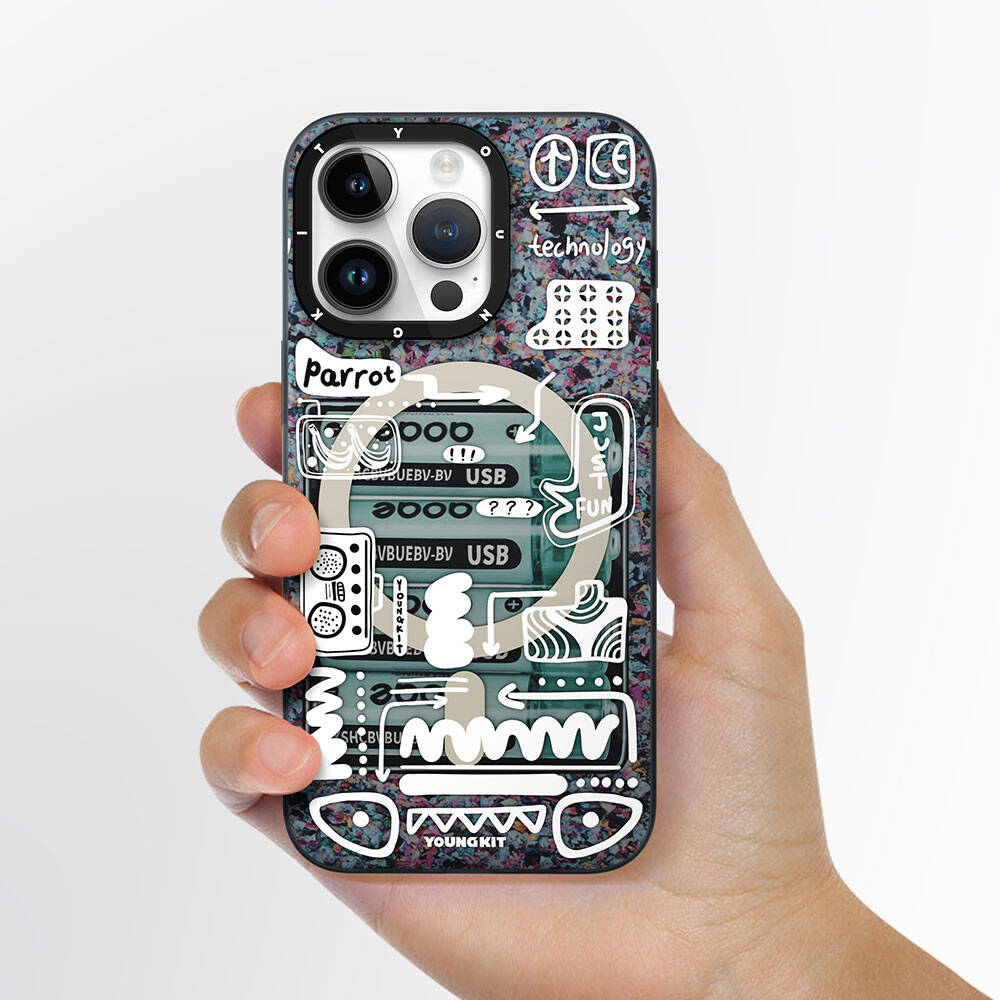 Apple iPhone 15 Pro Max Kılıf M-safe Şarj Özellikli Youngkit Dark Matter Serisi Kapak Siyah