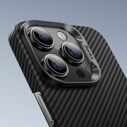 Apple iPhone 16 Plus Kılıf Benks M-safe Şarj Özellikli Magnetik ArmorAir 600D Kevlar Fiber Kapak Siyah
