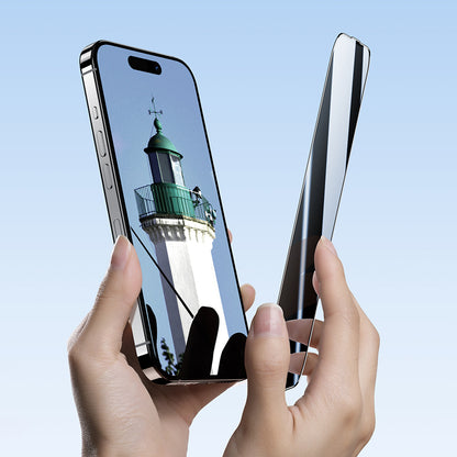 Apple iPhone 16 Pro Benks Ultra İnce Kenarlı Ekran Koruyucu + Kolay Uygulama Aparatlı Siyah