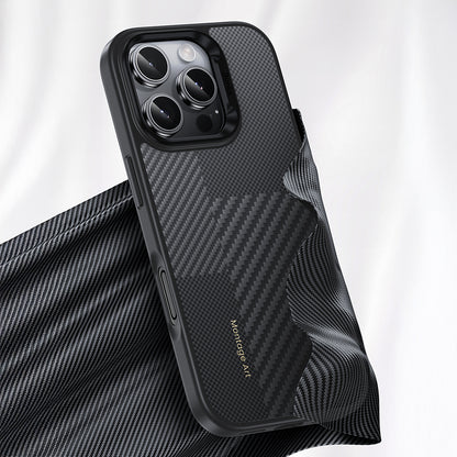 Apple iPhone 16 Pro Kılıf Karbon Fiber M-safe Şarj Özellikli Kamera Kontrol Butonlu Benks Hybrid ArmorPro Montage Kevlar Kapak Siyah