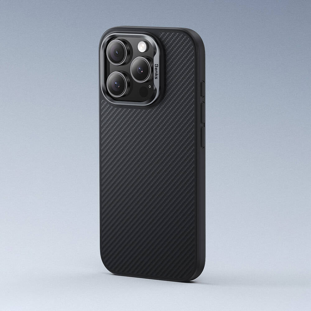 Apple iPhone 16 Pro Kılıf Karbon Fiber M-safe Şarj Özellikli Benks Hybrid ArmorPro 600D Kevlar Kapak Siyah