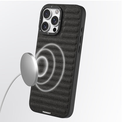 Apple iPhone 16 Pro Kılıf M-safe Şarj Özellikli Youngkit Canvas Serisi Kapak Siyah