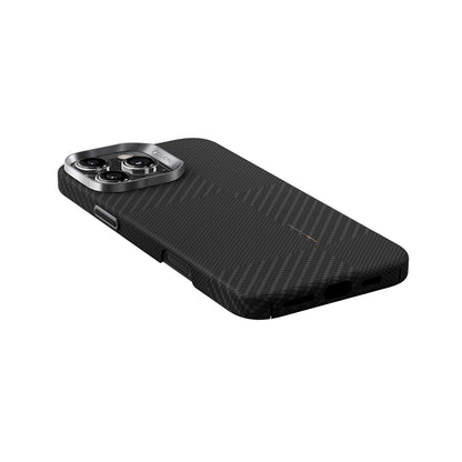 Apple iPhone 16 Pro Kılıf M-safe Şarj Özellikli 600D Metal Kamera Çerçeveli Raptic Aramid Fiber Croxx Mondrian Serisi Kapak Siyah