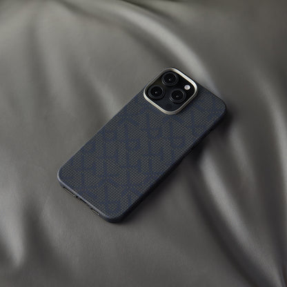 Apple iPhone 16 Pro Kılıf M-safe Şarj Özellikli Aramid Fiber Pitaka Tactile Woven Monogram Serisi Kapak Yeşil