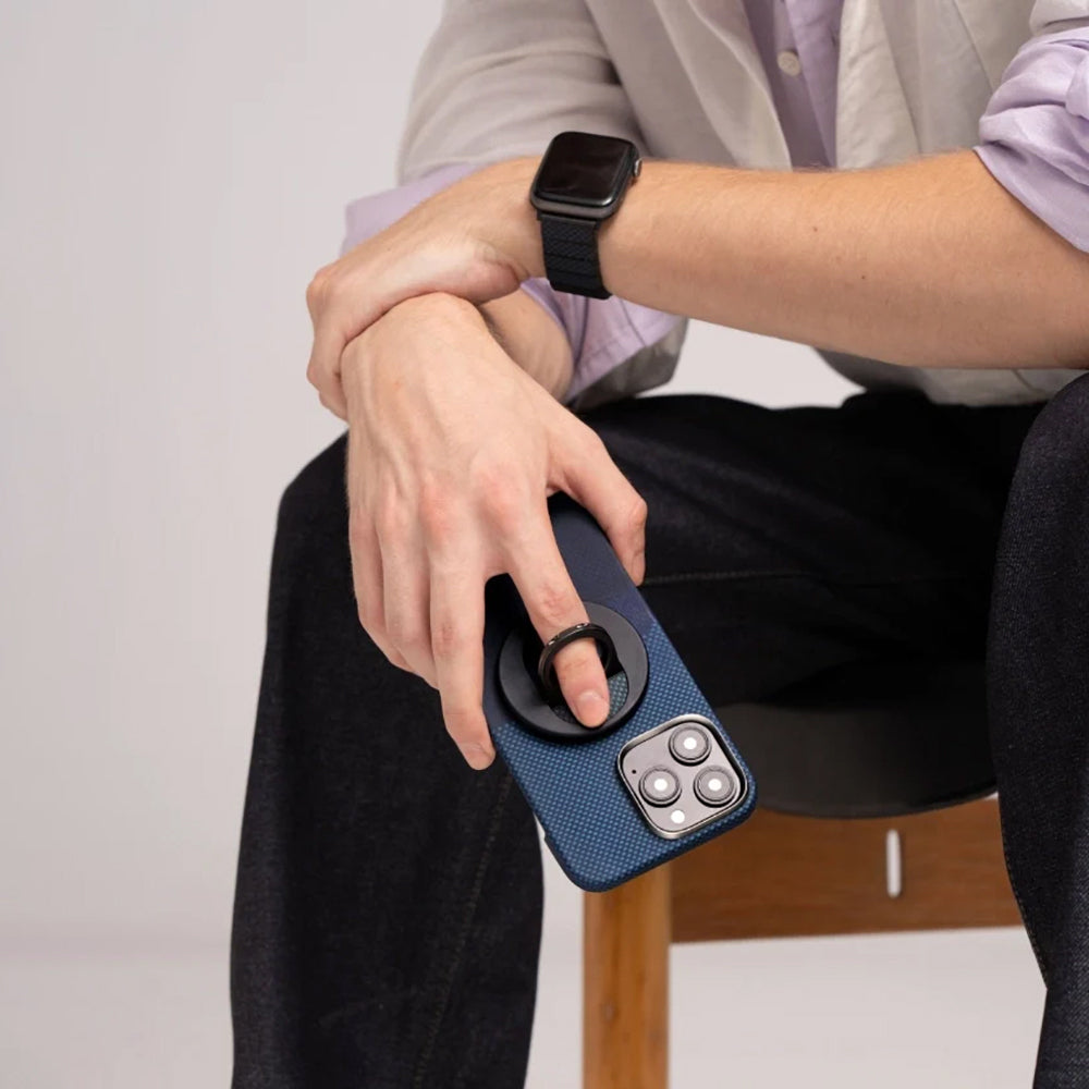 Apple iPhone 16 Pro Kılıf M-safe Şarj Özellikli Grip 3 Standlı Aramid Fiber Pitaka Tactile Woven Sunset-Moonrise Serisi Moonrise Kapak Mavi