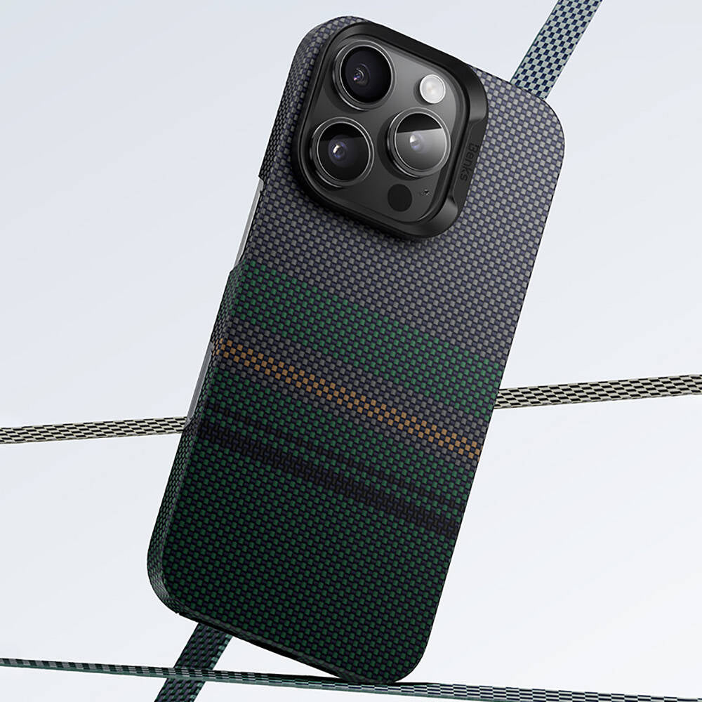 Apple iPhone 16 Pro Kılıf M-safe Şarj Özellikli Karbon Fiber Tasarımlı Benks Aurora ArmorAir Kevlar Kapak Siyah