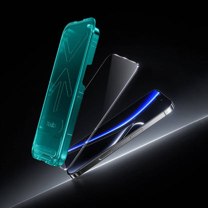 Apple iPhone 16 Pro Max Benks Glass Warrior Safir Coating 0.3mm Cam Ekran Koruyucu + Kolay Uygulama Aparatı Siyah